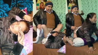 Budhe ne Oarat ko Ghodi bna Kar Pela