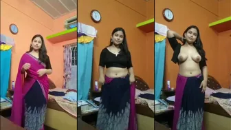 Desi Cute Gujarati Girl ne Mast Bobe Dikhaye