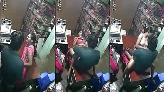 Desi bhabhi ki Clothes shop Owner ne Chudai kari CCTV mms