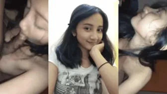 Indian Cute 18 Year Old Teen Girl Ne Pehli Bar Lund Muh Me Liya